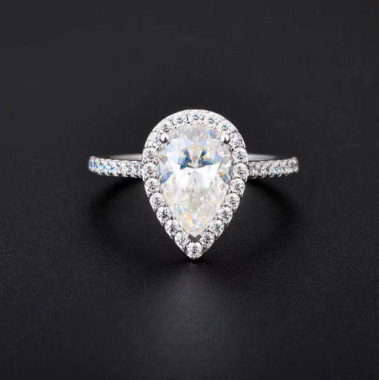 Moissanite pear-shaped ring