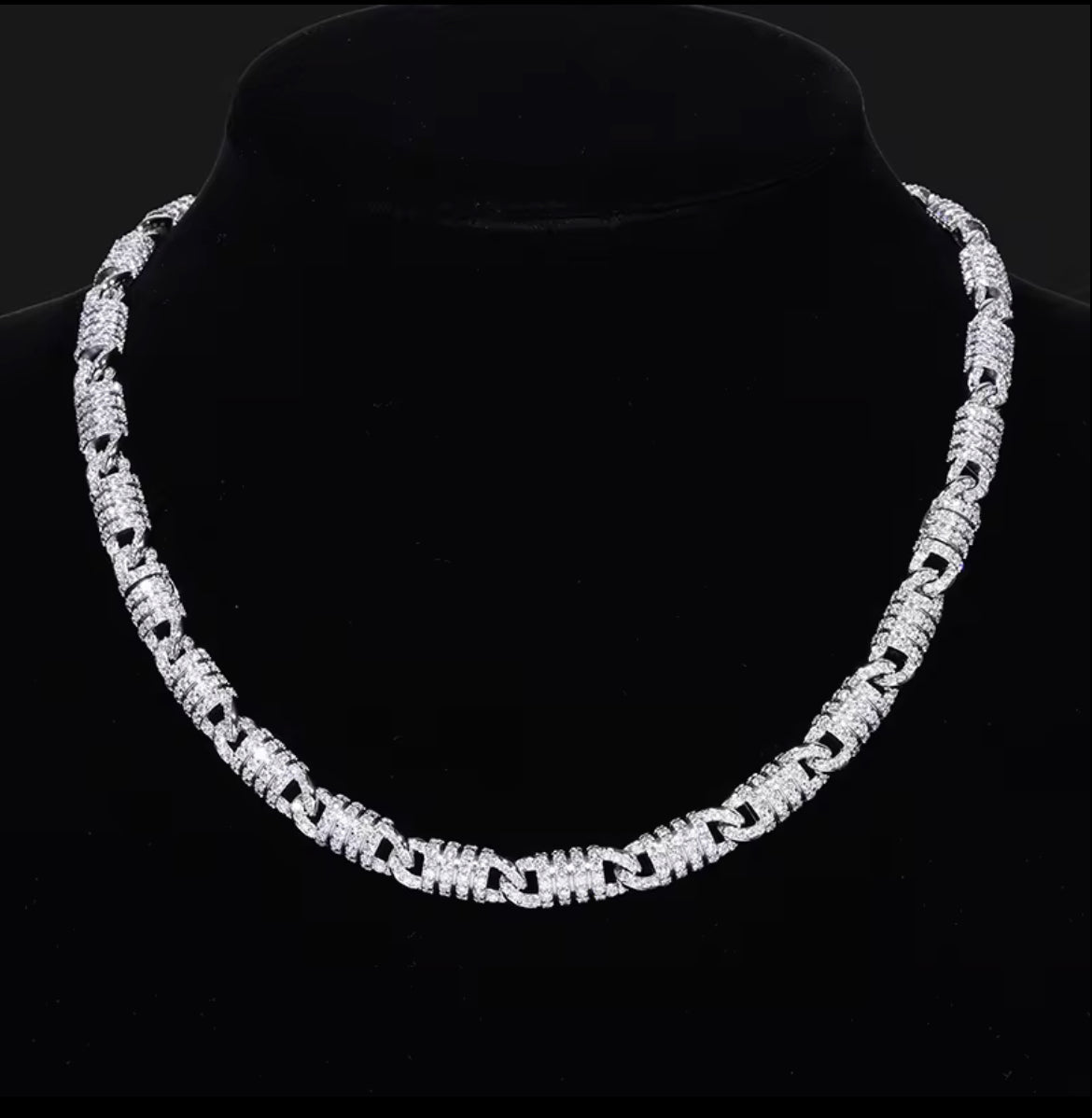 Moissanite cuban link type chain